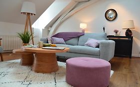 Grand loft 110m Cœur historique Angers et parking privé Rare